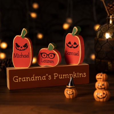 Personalized Halloween 1-20 Pumpkins & Names Wooden Ornament, Family Pumpkin Set Decor, Halloween Gift for Family/Grandparents