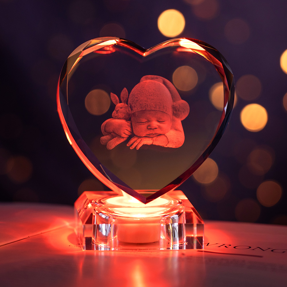 3D Heart-Shaped Crystal