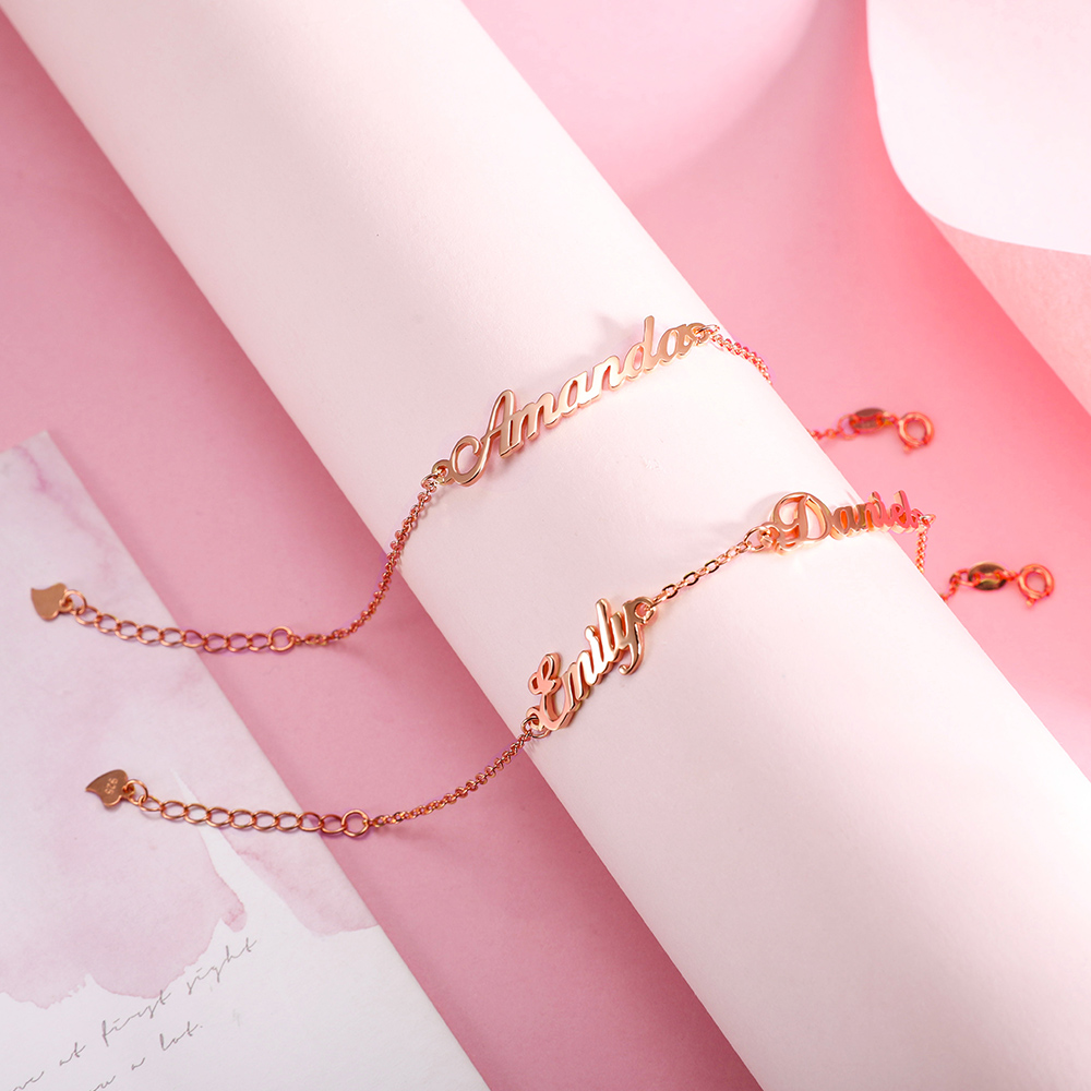 Personalized 1-4 Names Bracelet in Rose Gold