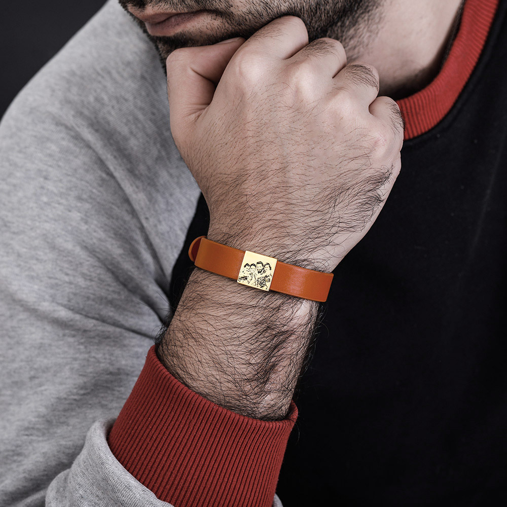 Personalized Leather Bracelet for Men in gold