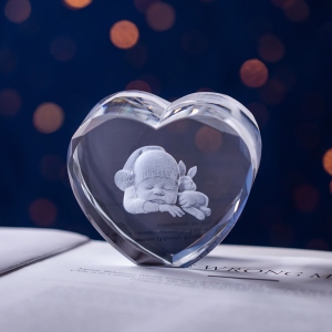 3D Heart-Shaped Crystal