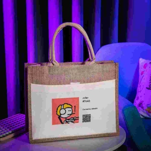 Customizable Hemp Tote Bag with NFT Integration for Personalized Designs